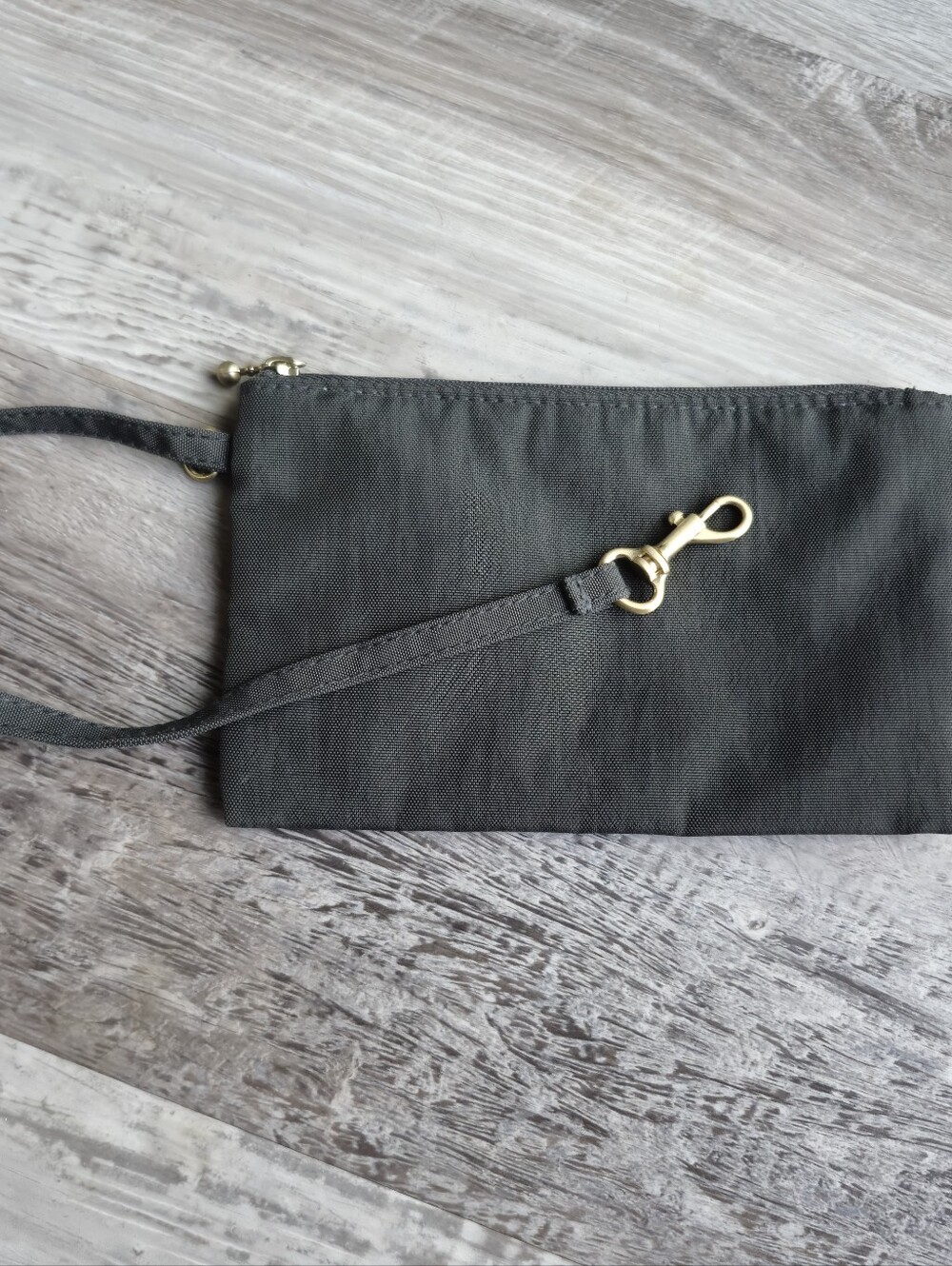 Baggallini Helsinki Crossbody Travel Bag Gray Gold Hardware RFID Wristlet - Picture 12 of 14